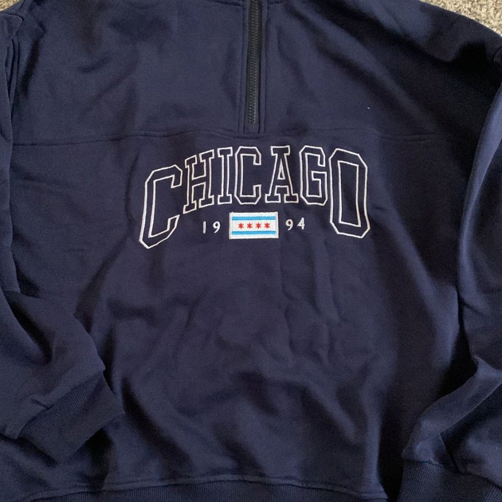 Florentine - Contrast Collar Letter Embroidered Sweatshirt